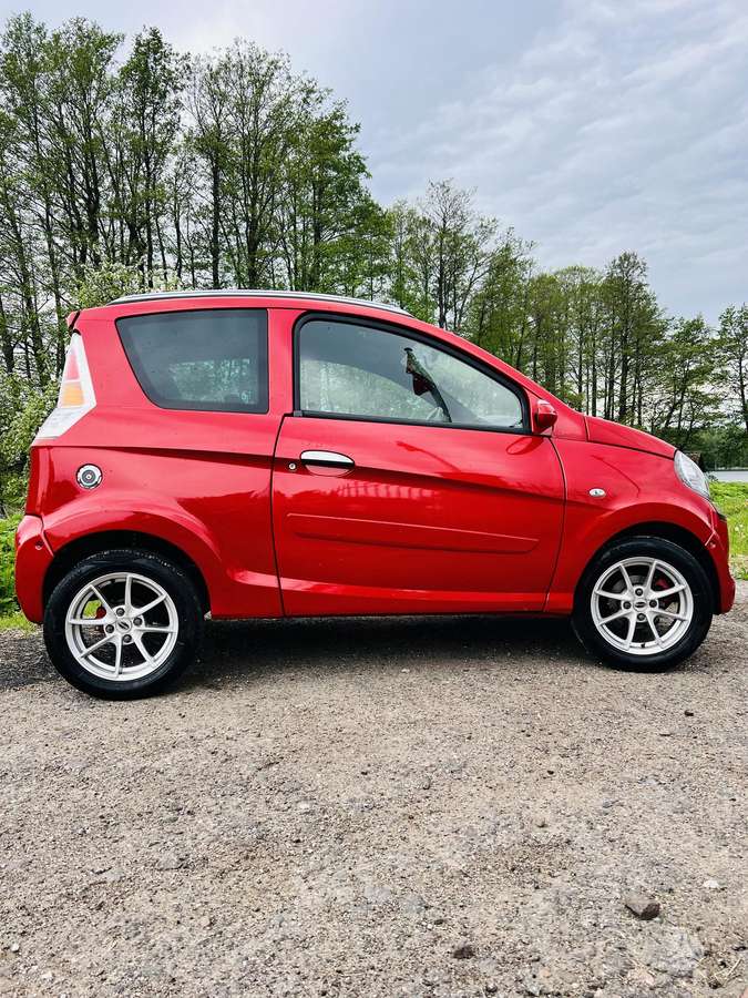 Microcar Mgo, 0.5 l., hatchback
