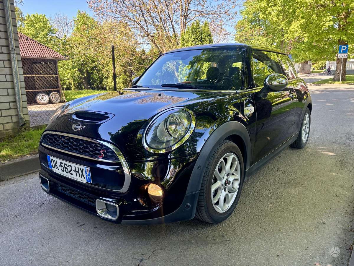 Mini Cooper, 2.0 l., hatchback