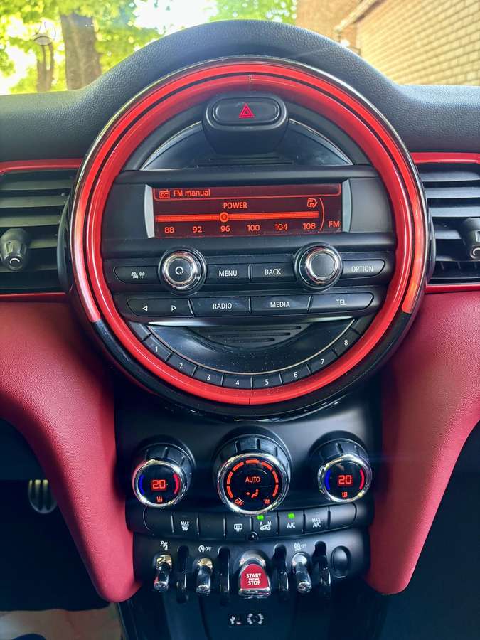 Mini Cooper, 2.0 l., hatchback