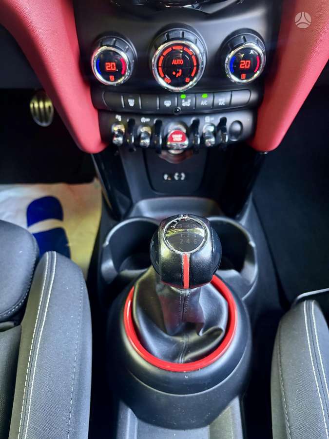 Mini Cooper, 2.0 l., hatchback