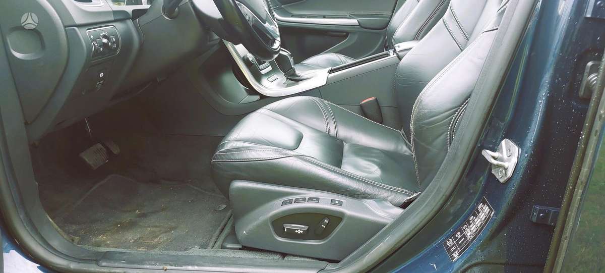 Volvo V60, 2.4 l., Универсал