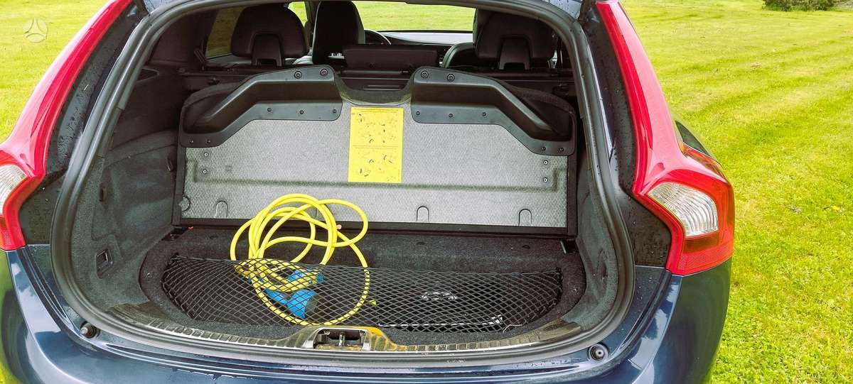 Volvo V60, 2.4 l., Универсал