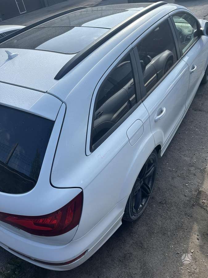 Audi Q7 по частям. Detaliu pristatymas