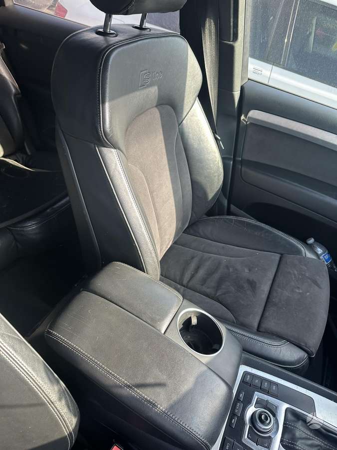 Audi Q7 по частям. Detaliu pristatymas