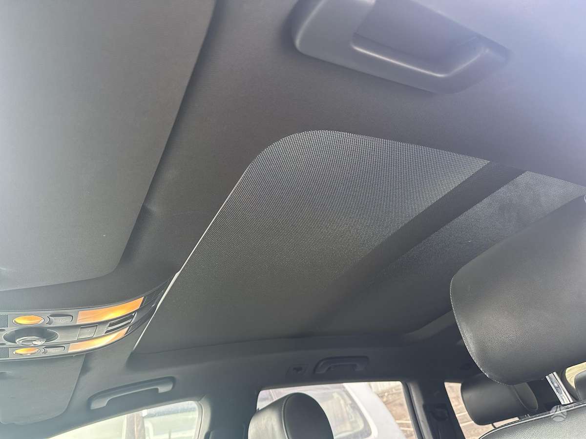Audi Q7 по частям. Detaliu pristatymas