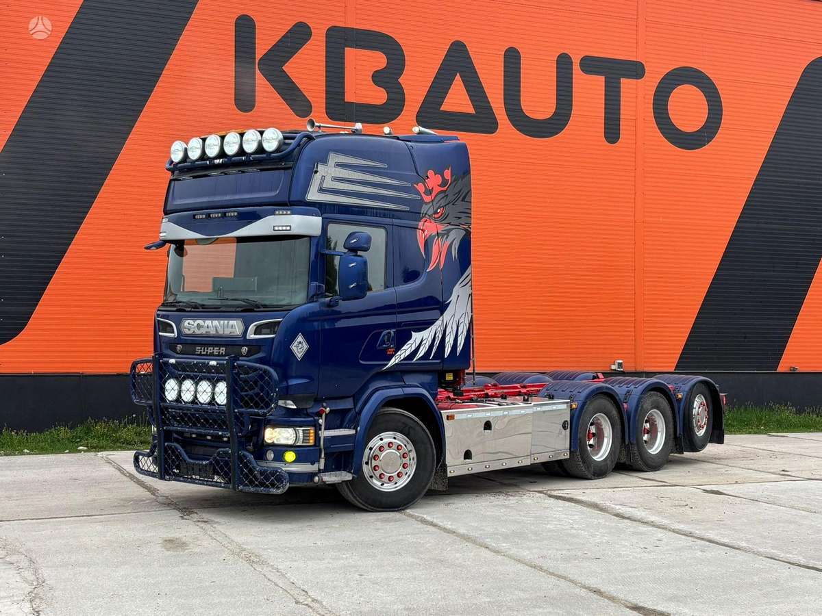 Scania R730 8x4*4, шасси