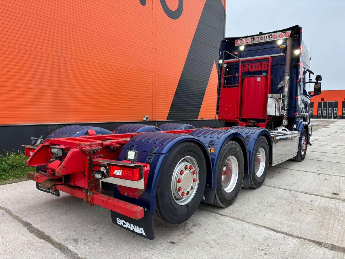 Scania R730 8x4*4, шасси
