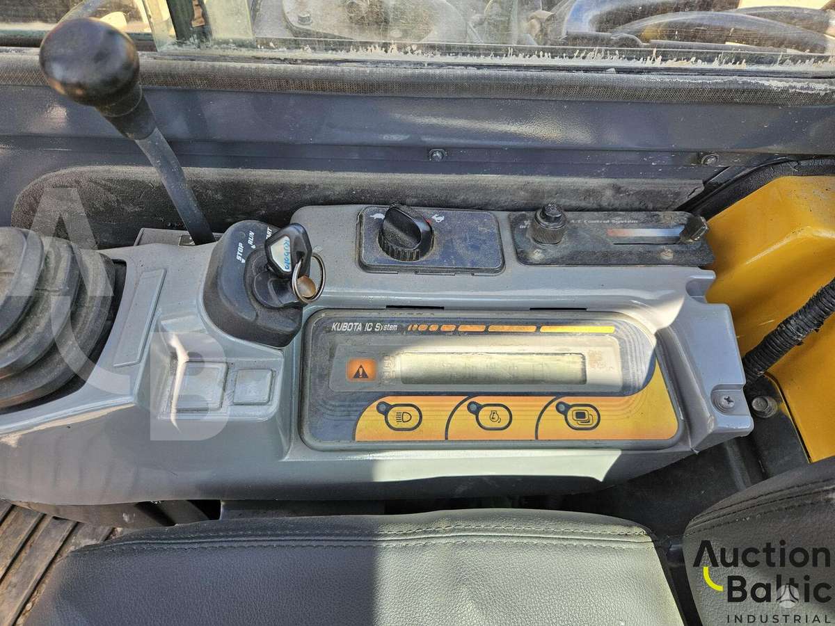 Kubota U 55-5, mini ekskavatori