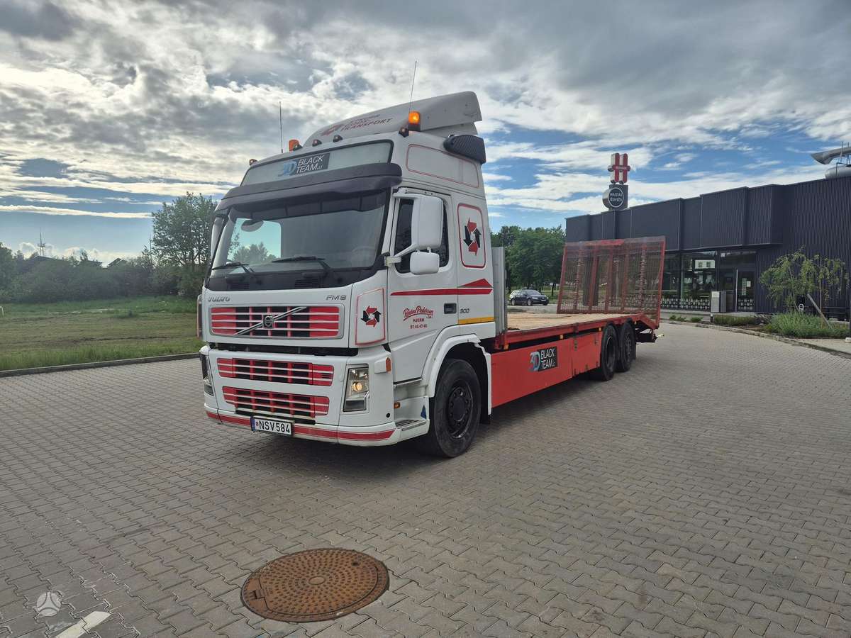 Volvo FM, auto transporters