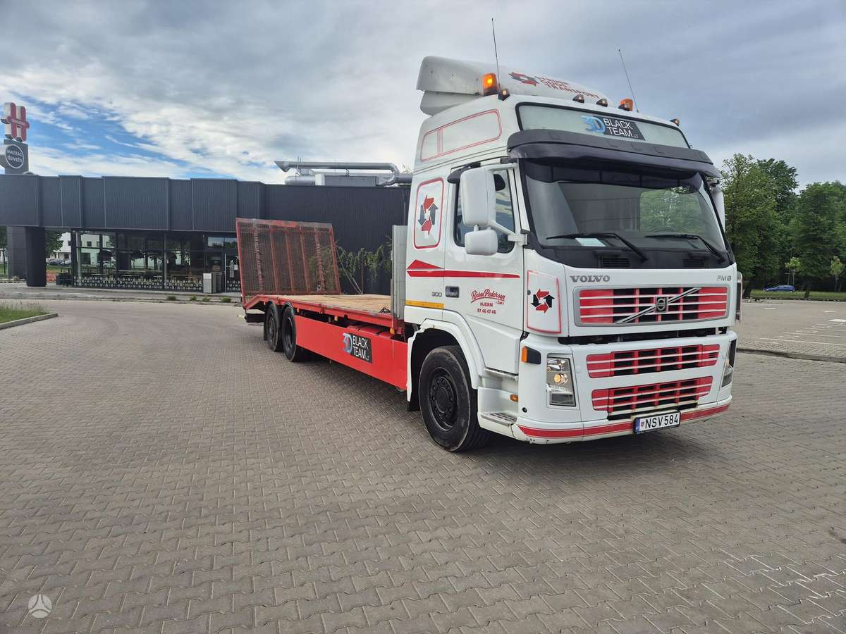 Volvo FM, auto transporters