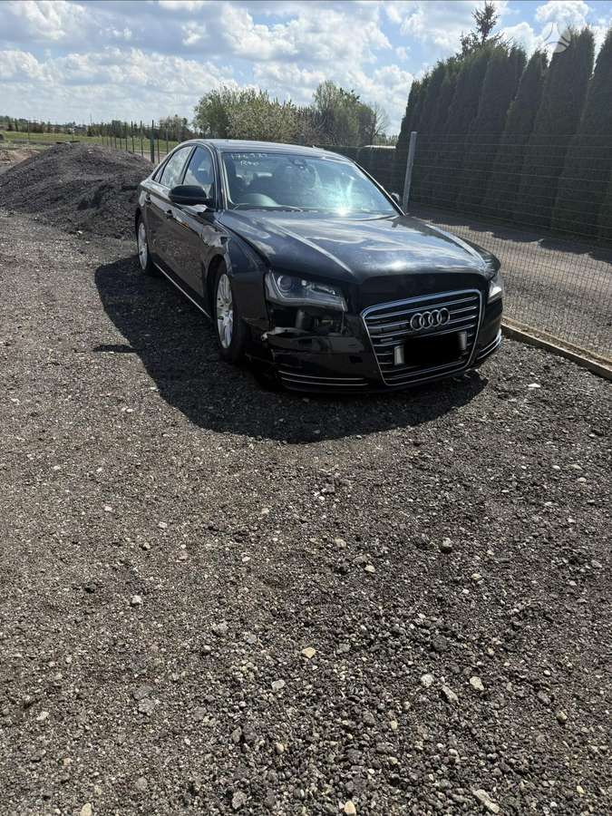 Audi A8
