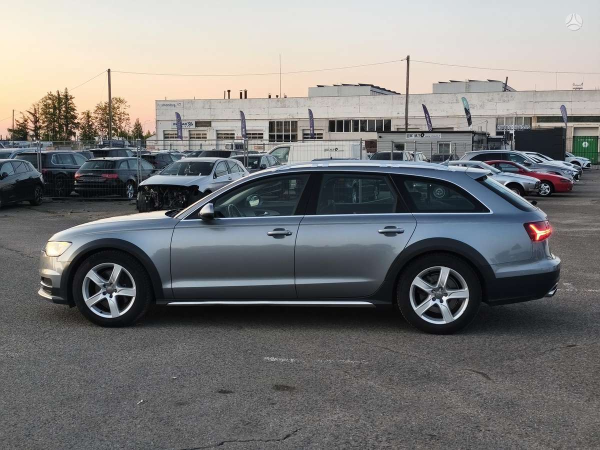 Audi A6 allroad, 3.0 l., Универсал