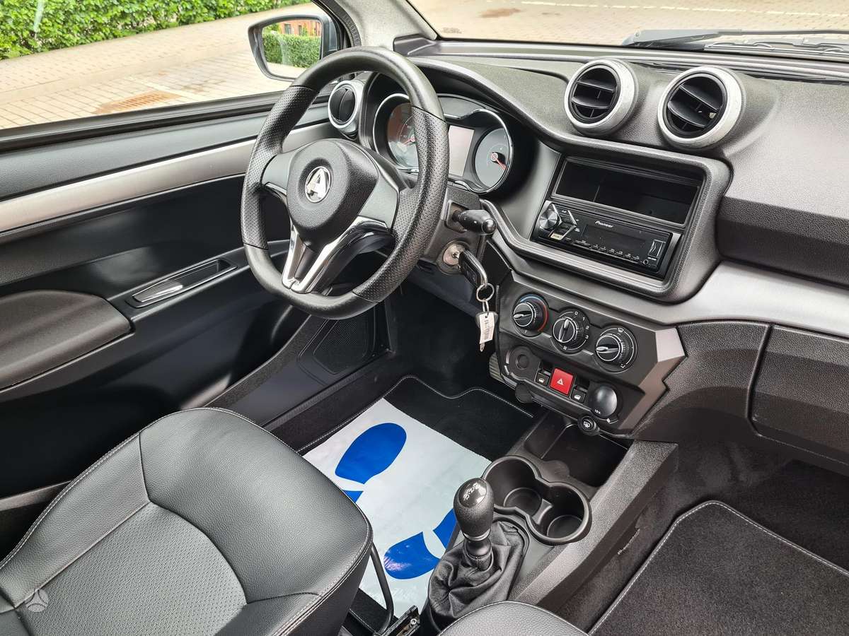 Aixam Crossover Premium, hatchback