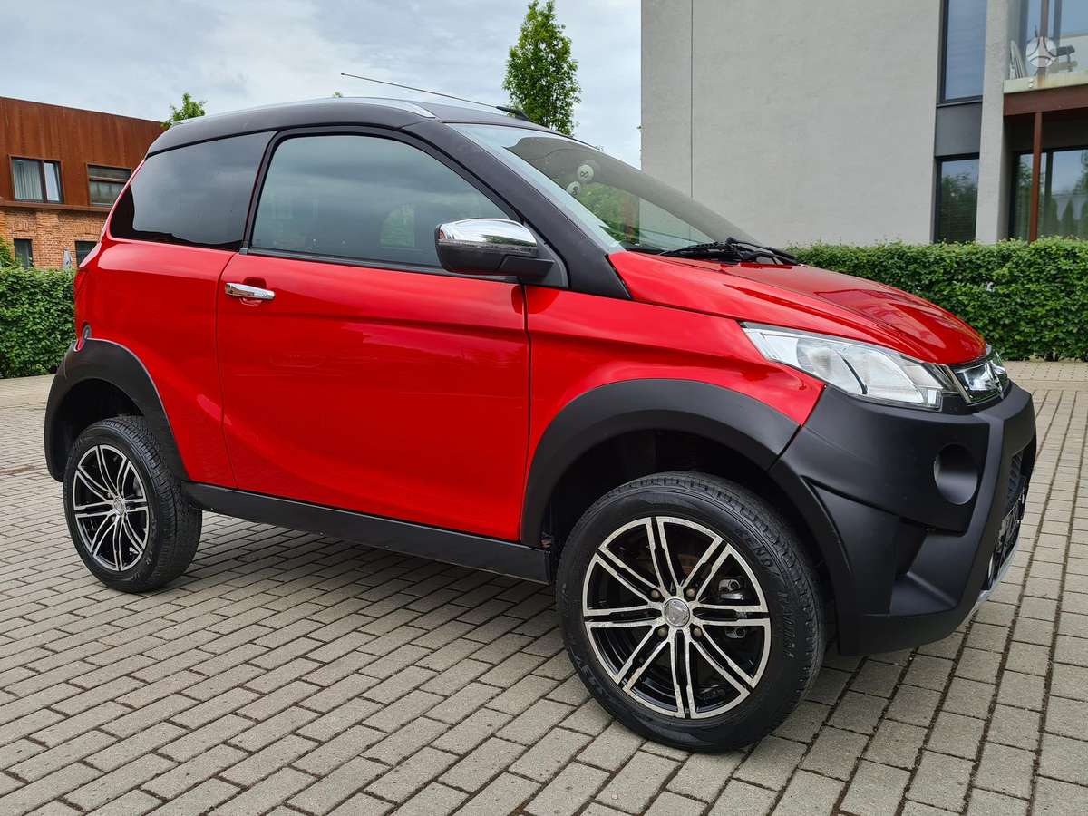 Aixam Crossover Premium, hatchback