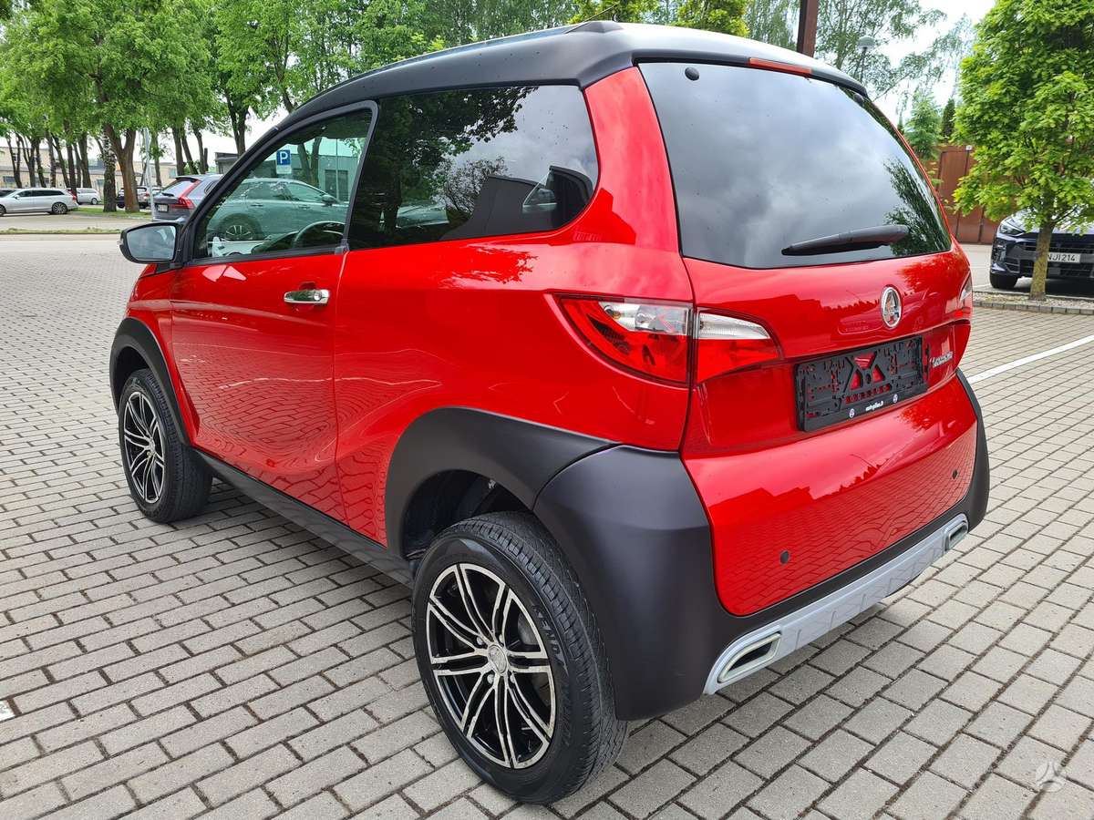 Aixam Crossover Premium, hatchback