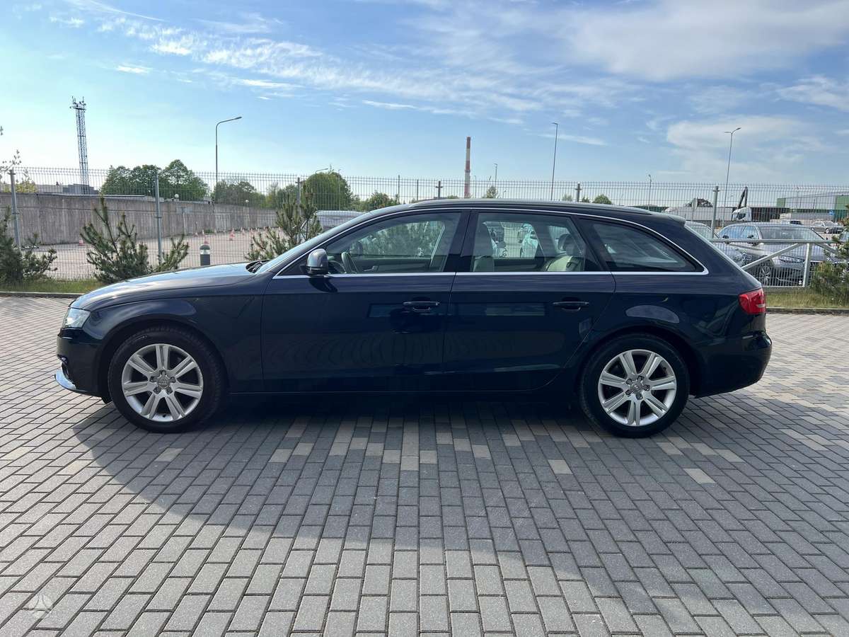 Audi A4, 1.8 l., Универсал