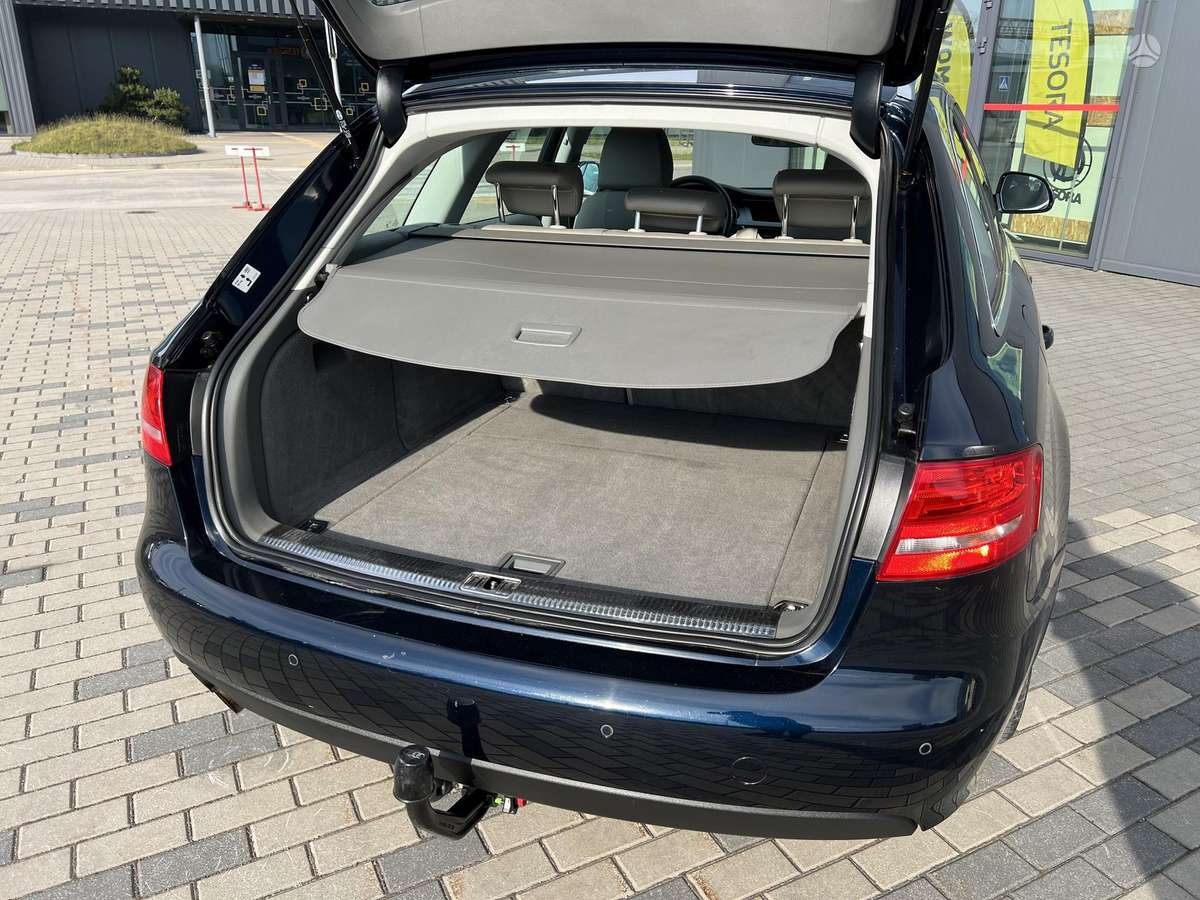 Audi A4, 1.8 l., Универсал