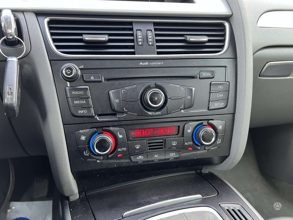 Audi A4, 1.8 l., Универсал