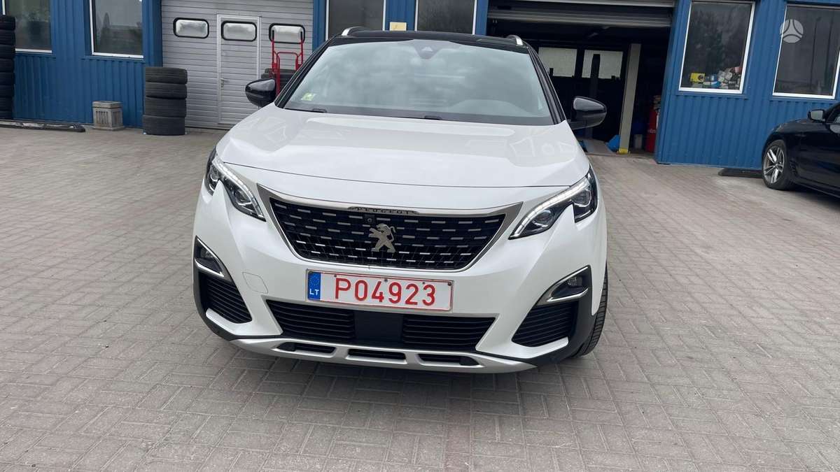 Peugeot 3008, 1.2 l., hatchback