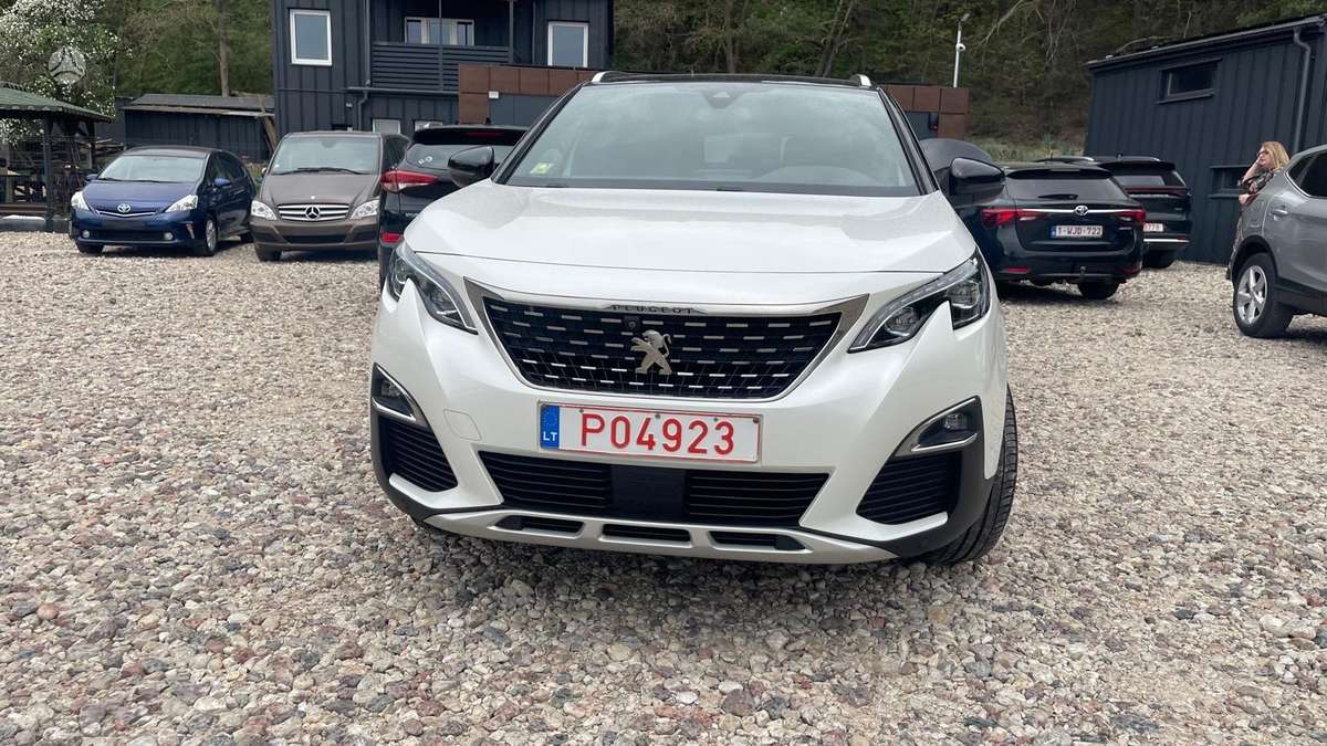 Peugeot 3008, 1.2 l., hatchback