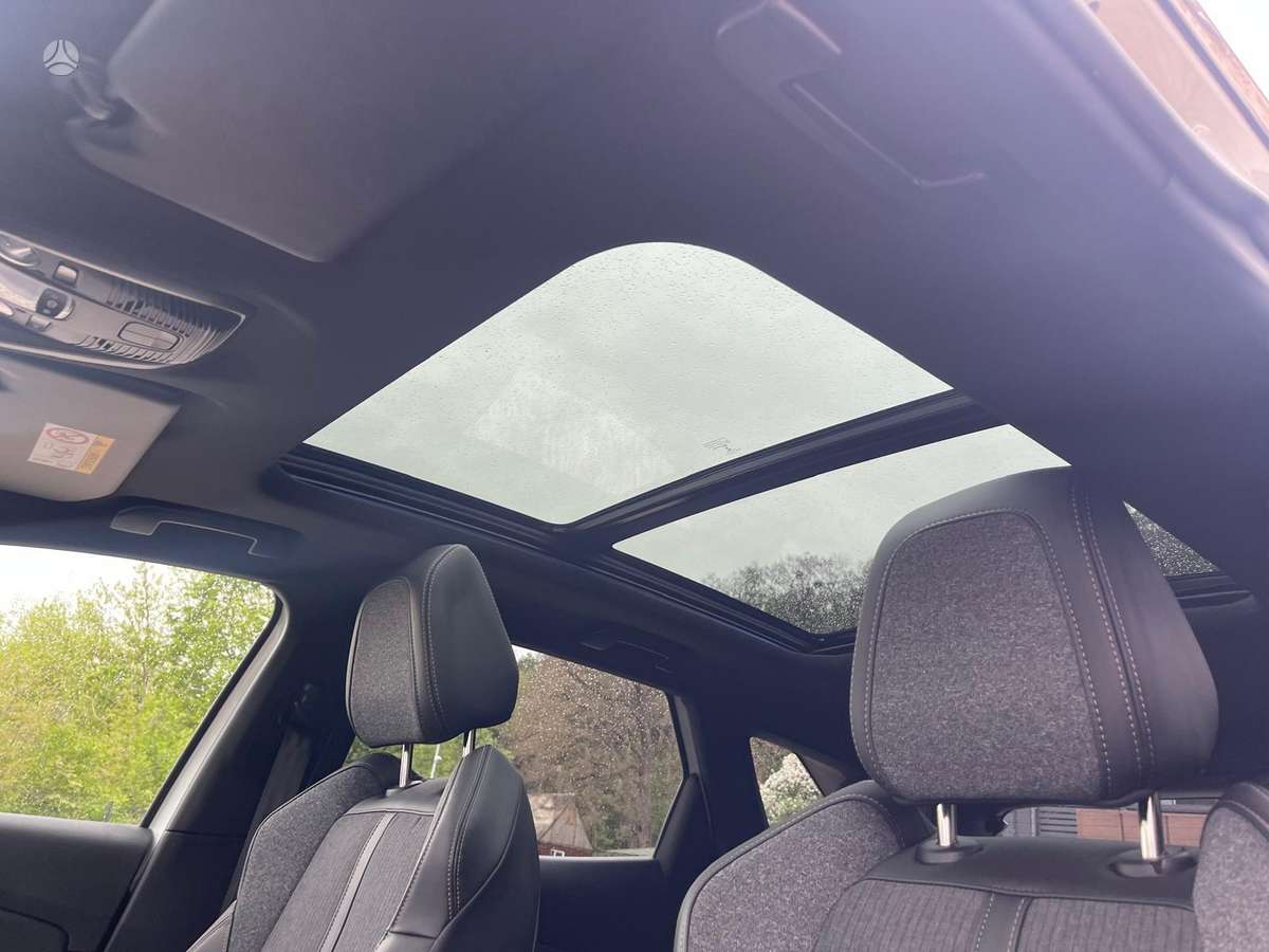 Peugeot 3008, 1.2 l., hatchback
