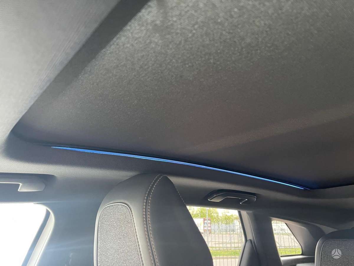 Peugeot 3008, 1.2 l., hatchback