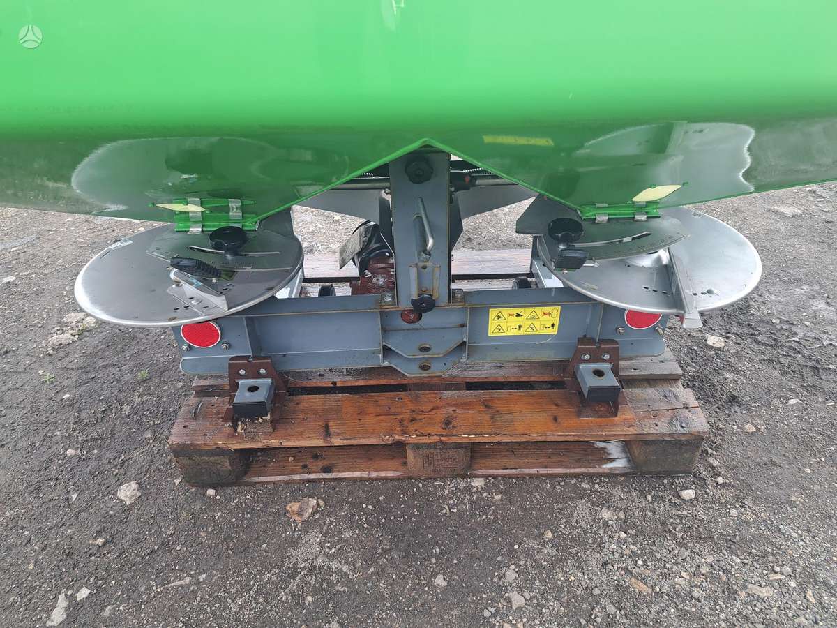 Unia MX 850, разбрасыватели