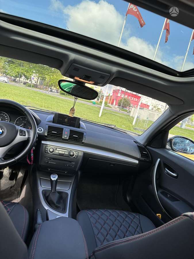 BMW 120, 2.0 l., hatchback
