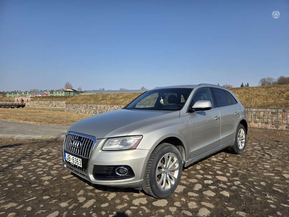 Audi Q5, 2.0 l., Внедорожник / Кроссовер