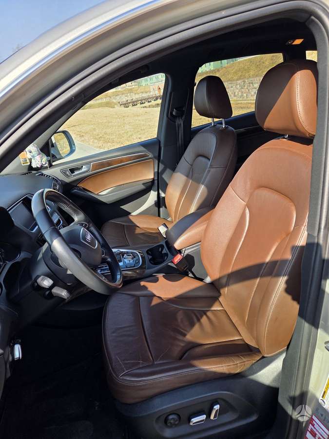 Audi Q5, 2.0 l., Внедорожник / Кроссовер