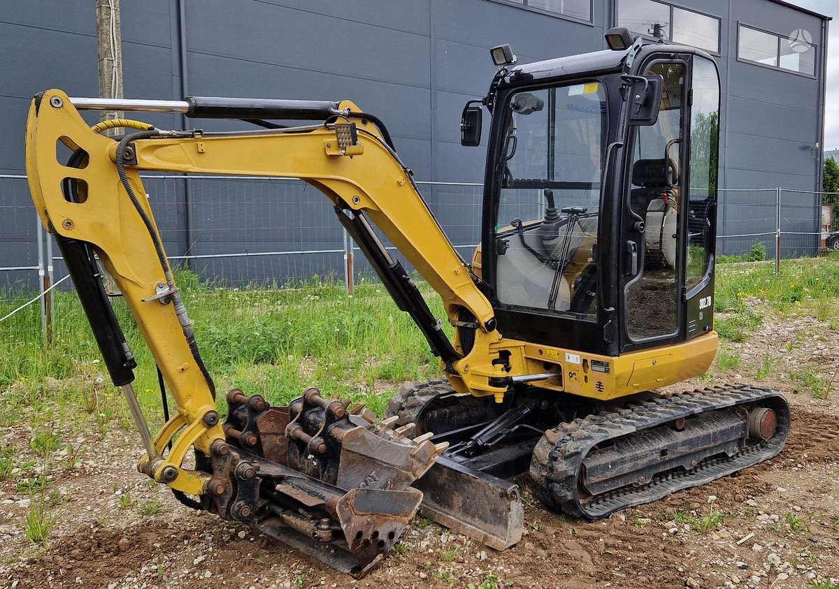 Caterpillar 302.7, mini ekskavatoriai