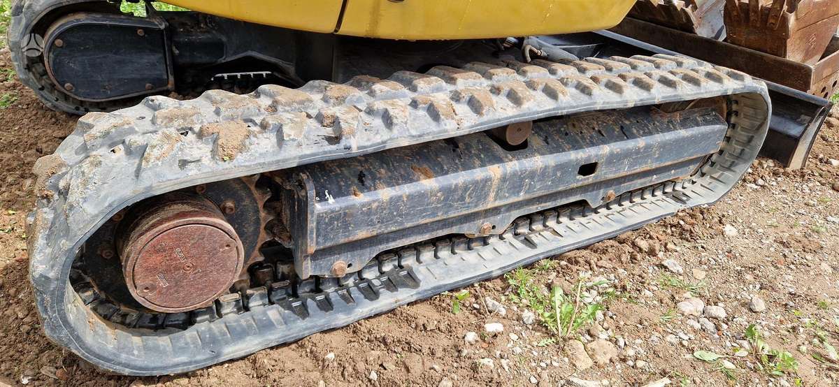 Caterpillar 302.7, mini ekskavatoriai