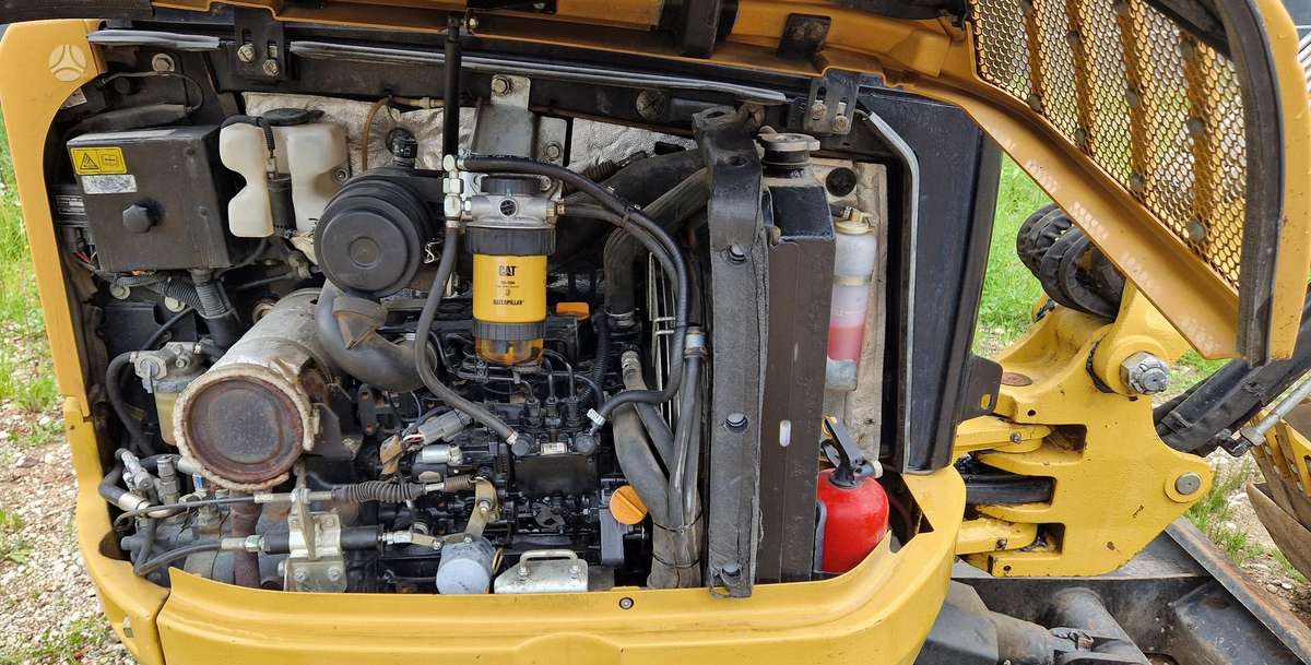 Caterpillar 302.7, mini ekskavatoriai