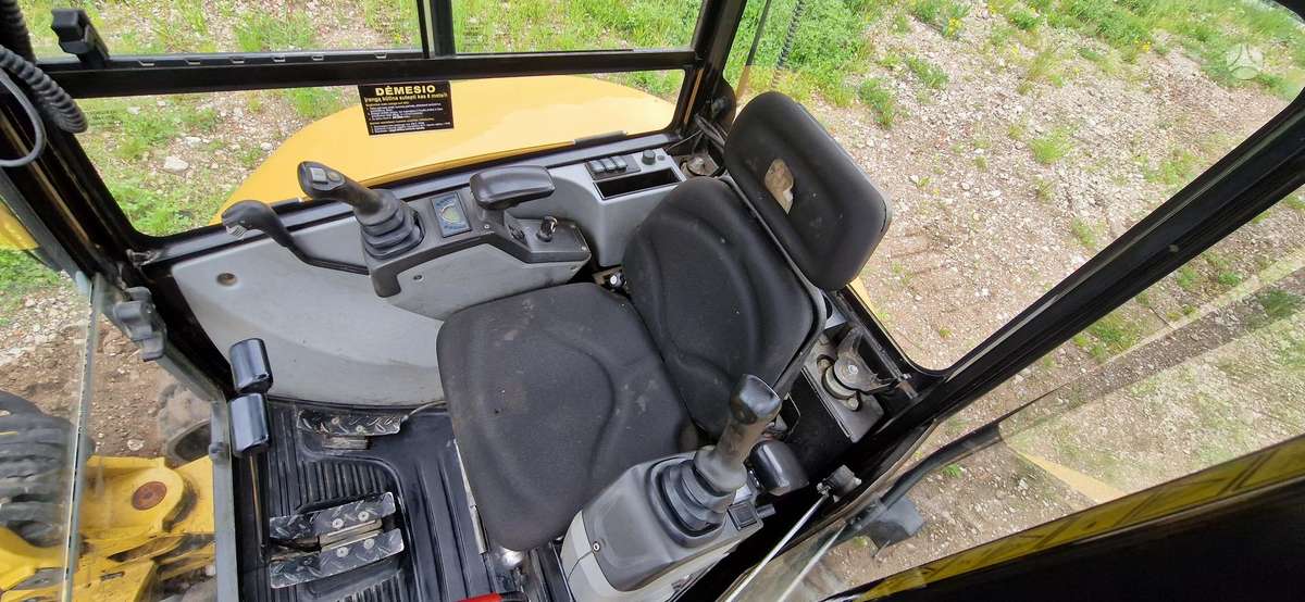 Caterpillar 302.7, mini ekskavatoriai