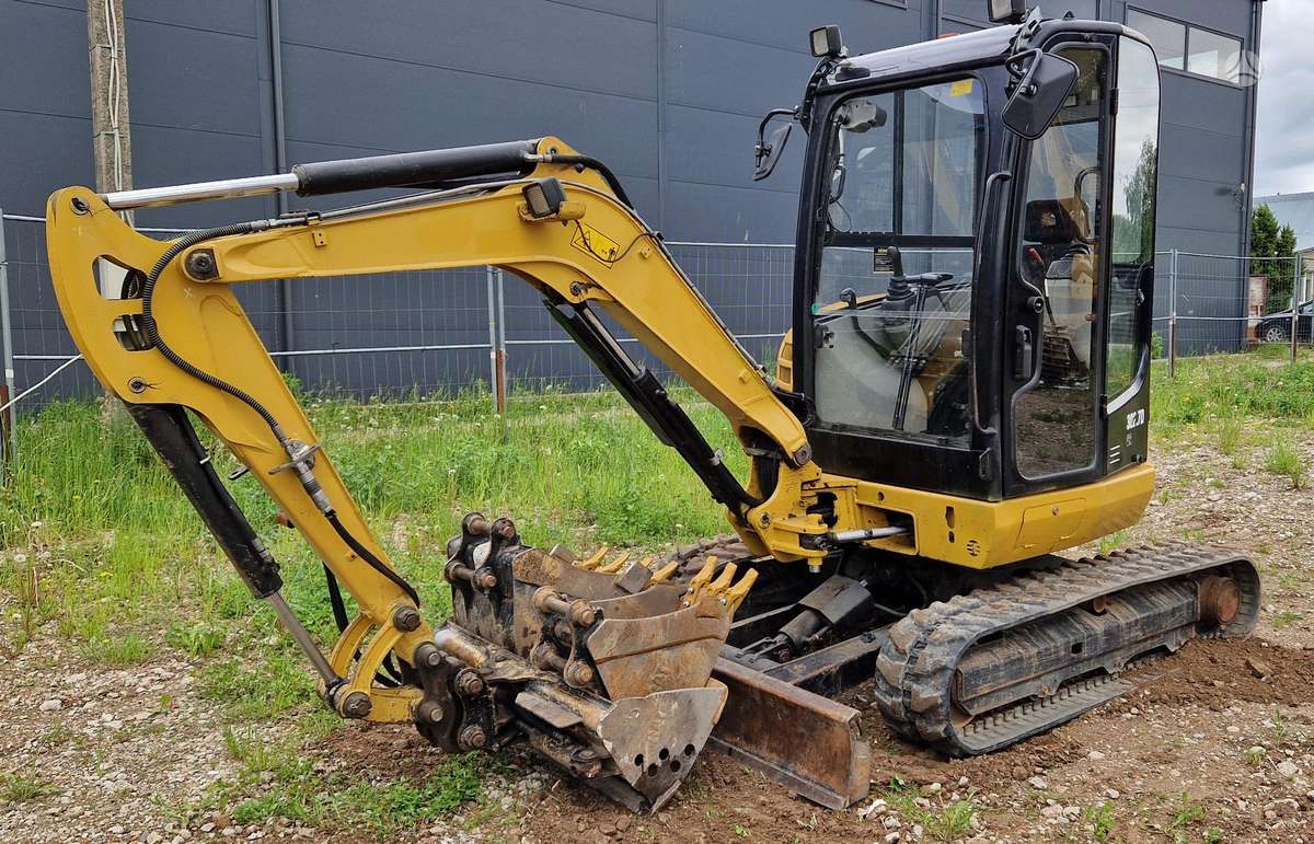 Caterpillar 302.7, mini ekskavatoriai