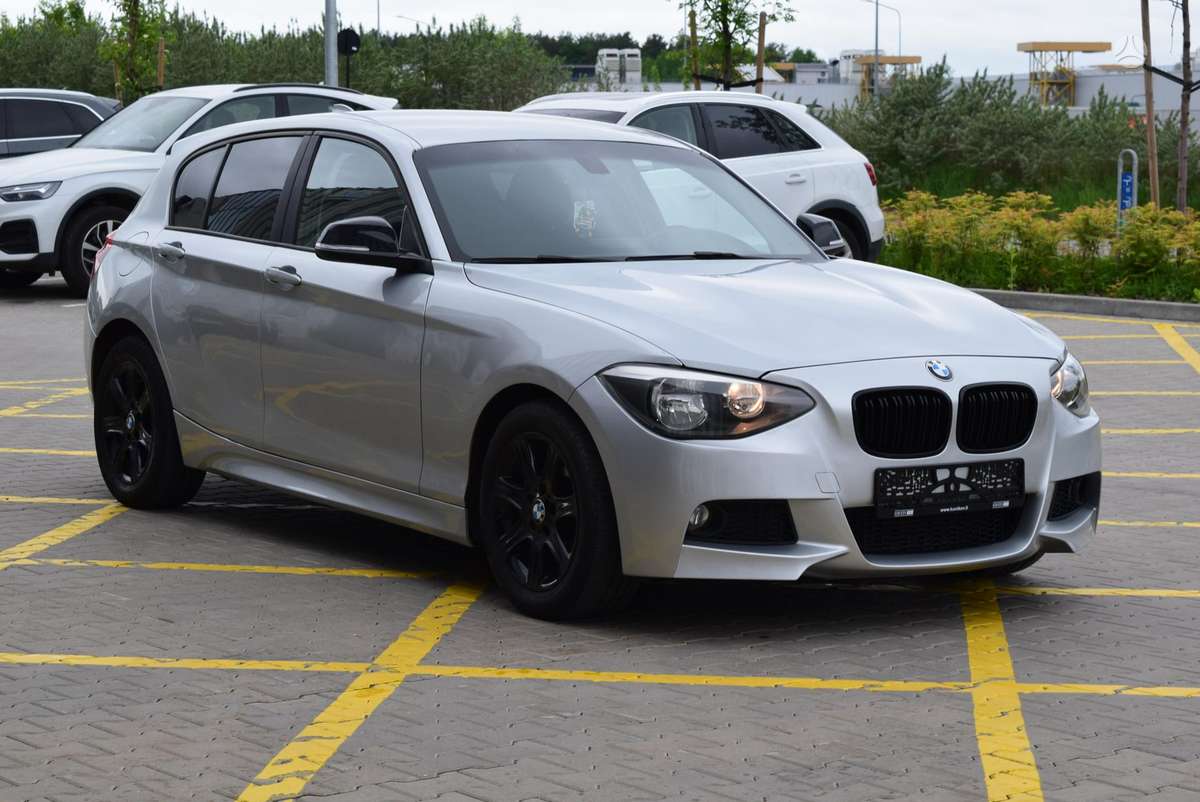 BMW 118, 2.0 l., Хэтчбек