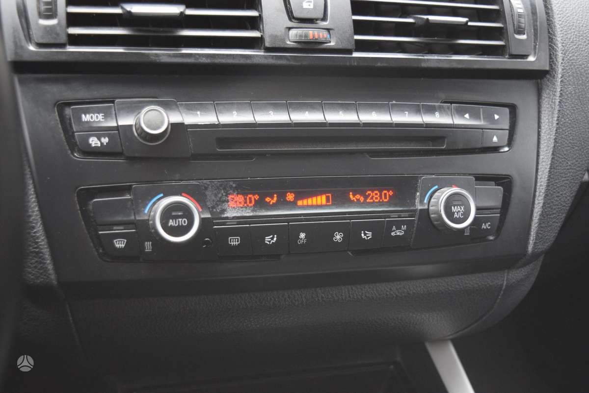 BMW 118, 2.0 l., Хэтчбек