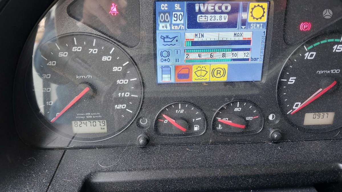 Iveco Stralis, single sleeper