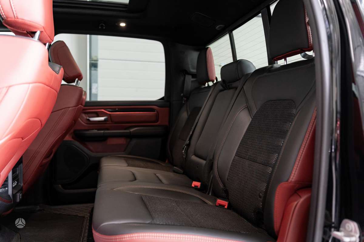 RAM 1500, 5.7 l., pick-up