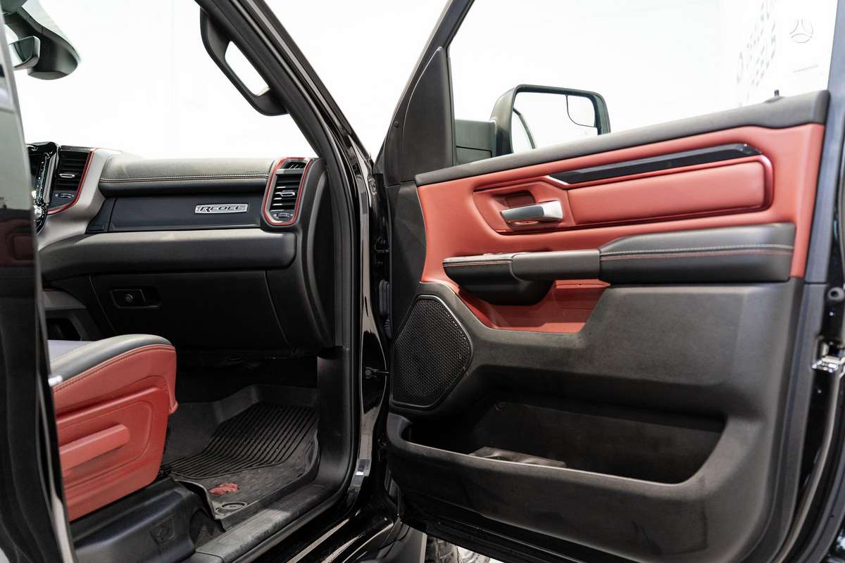 RAM 1500, 5.7 l., pick-up