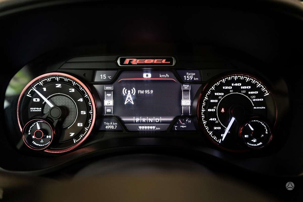 RAM 1500, 5.7 l., pick-up