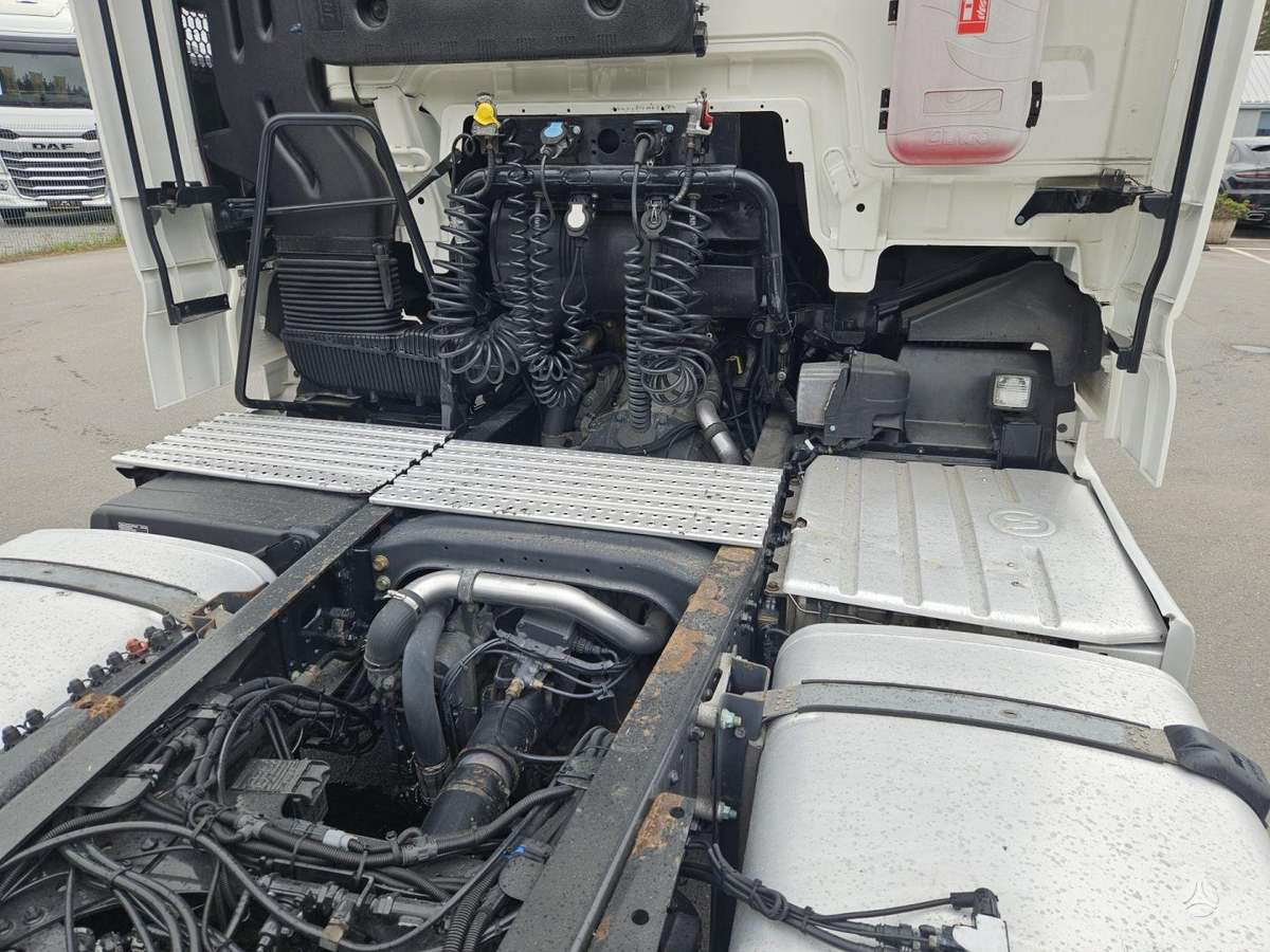 MAN TGX 18.460 MEGA Retarder, double sleeper