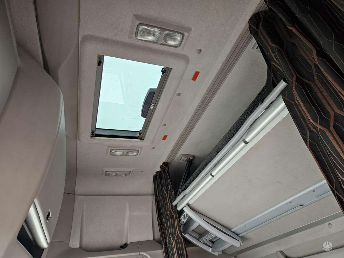 DAF XF 480 FT SSC, double sleeper
