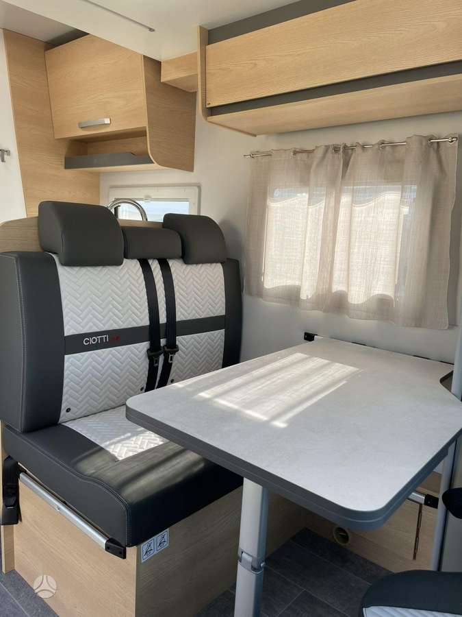 Giottiline Siena 395 PE A/T, campers