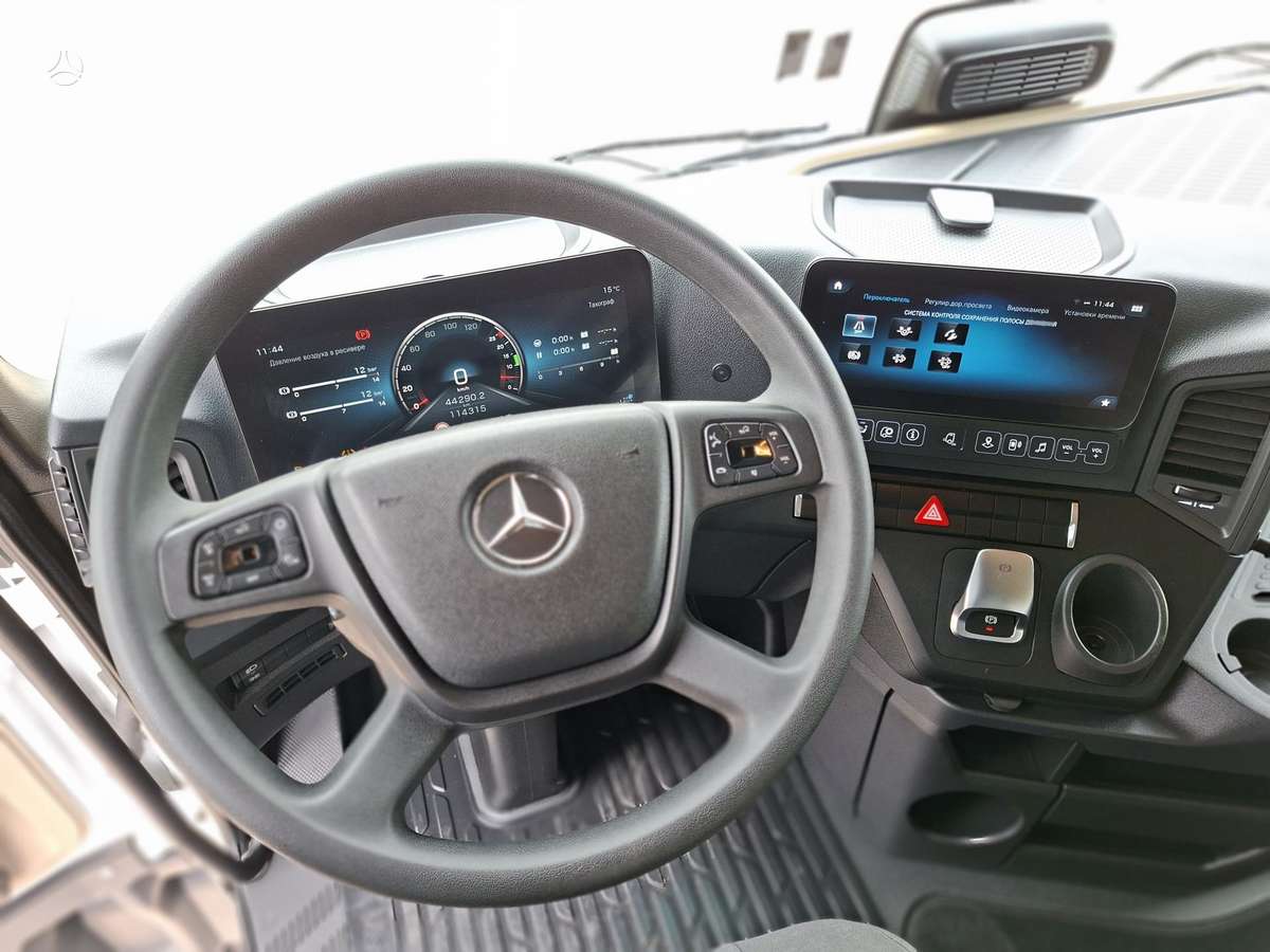 Mercedes-Benz Actros 5 1845, double sleeper