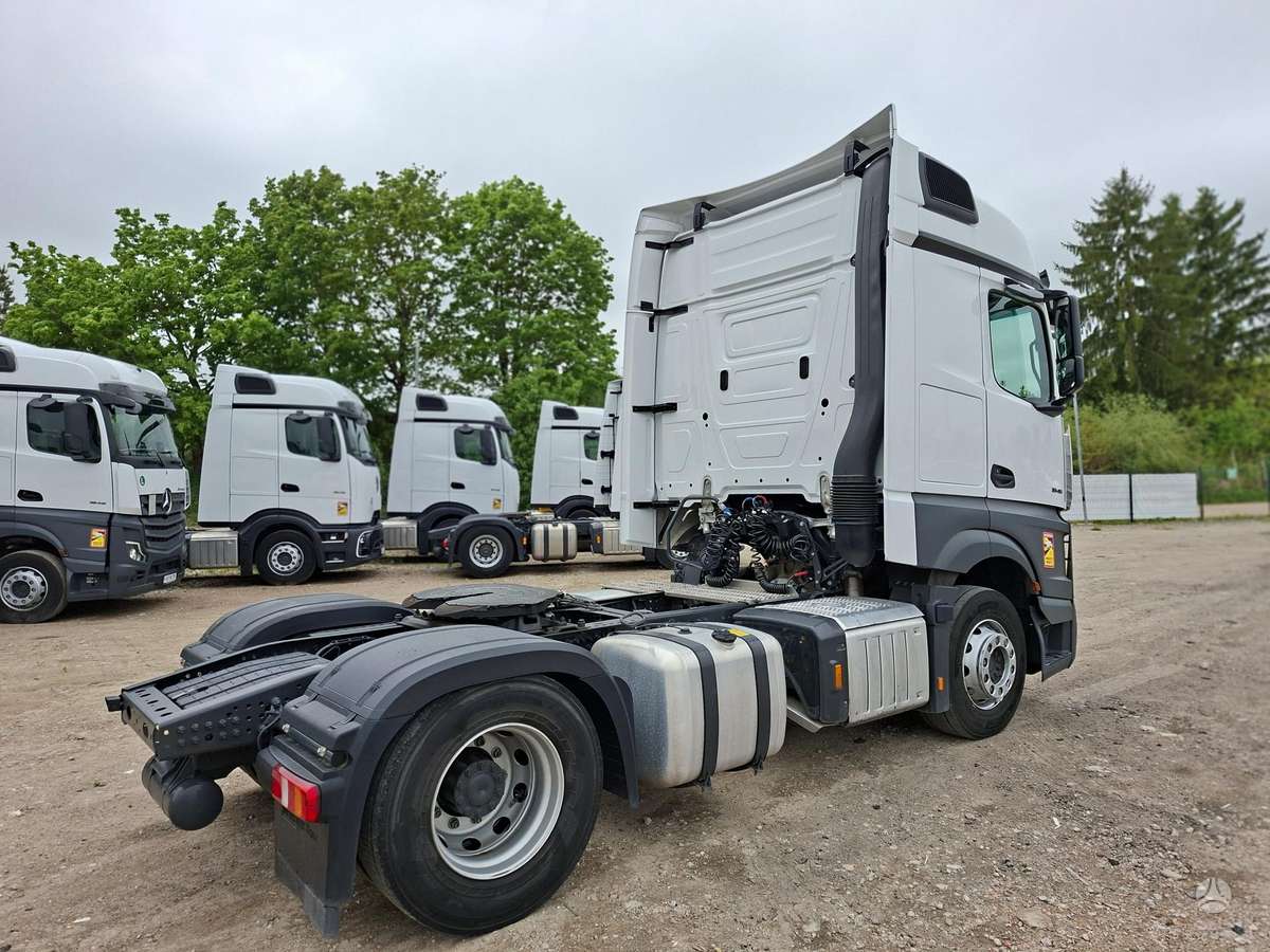 Mercedes-Benz Actros 5 1845, double sleeper