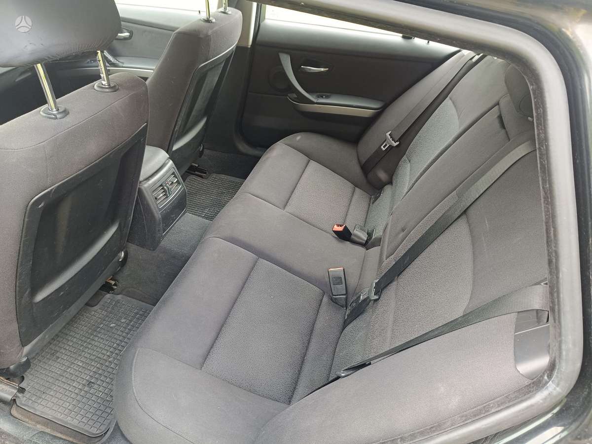 BMW 318, 2.0 l., universalas
