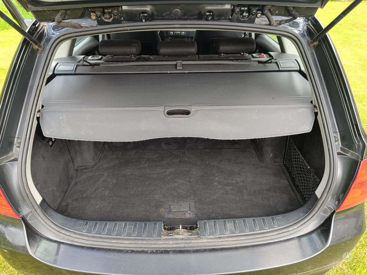 BMW 318, 2.0 l., universalas