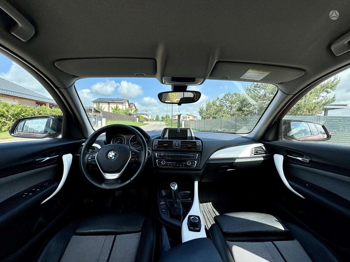 BMW 120, 2.0 l., hatchback