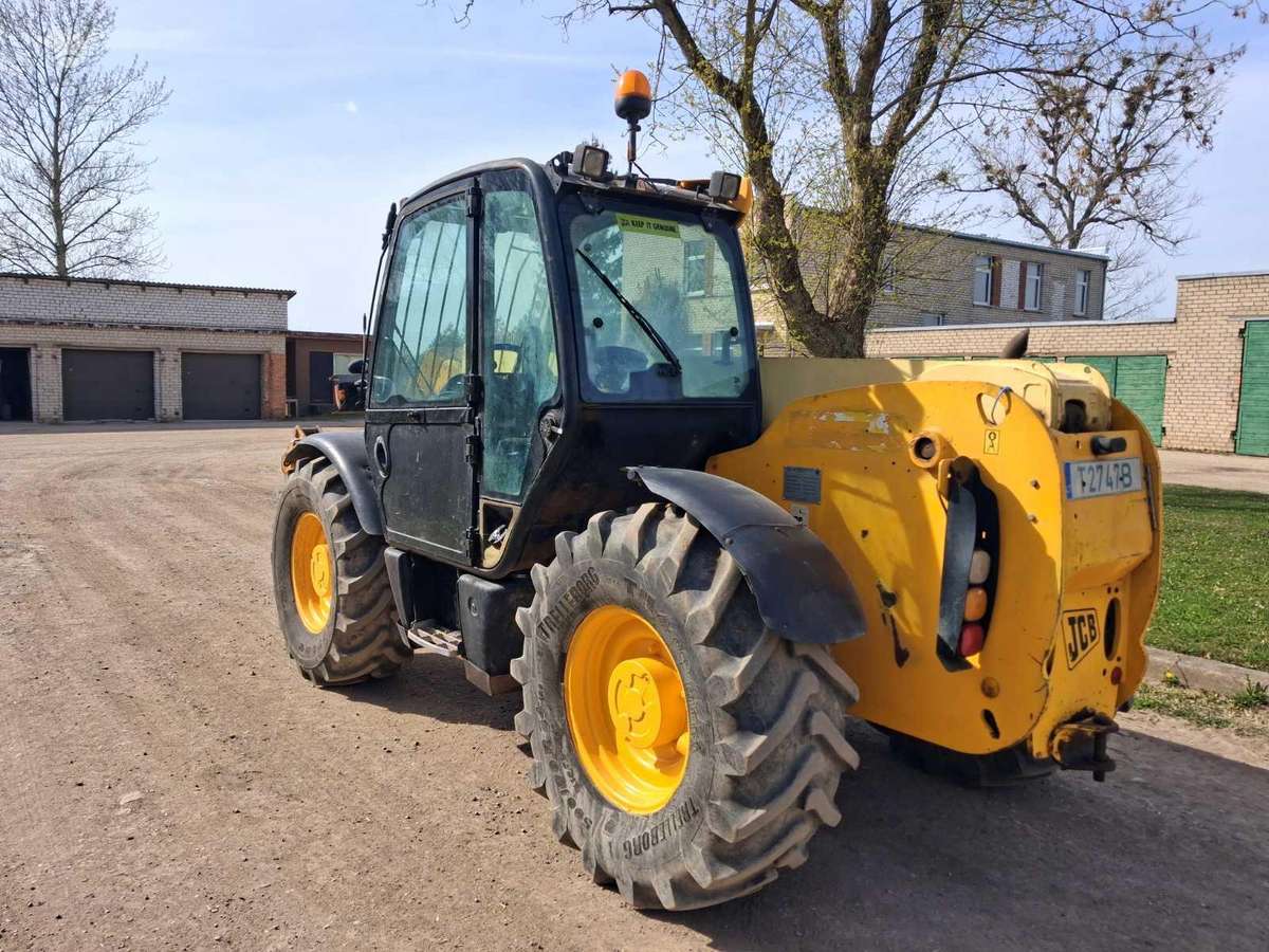 JCB 541-70, self-propelled loaders